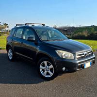 Fuoristrada Toyota RAV4 - 2006