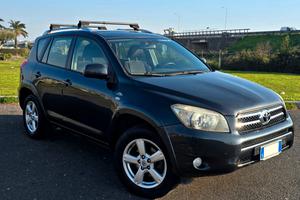 Fuoristrada Toyota RAV4 - 2006