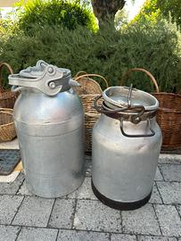 Botti del latte antiche