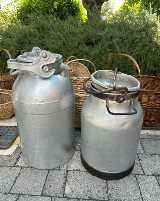 Botti del latte antiche