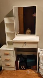 Tavolo da cosmetici  con sgabello