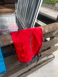 Zaini e attrazzatura da montagna