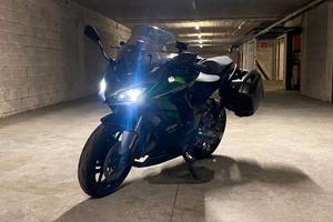 Ninja SX 1000 Sport / Tourer