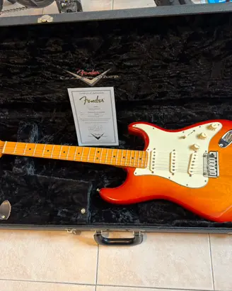 Fender Custom Shop Deluxe Stratocaster – 2010