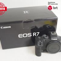 CANON EOS R7