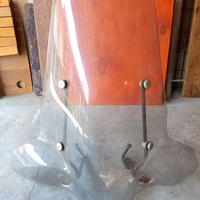 Parabrezza nuovo per motociclo