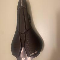 Sella PROLOGO SCRATCH M5 Nack 140