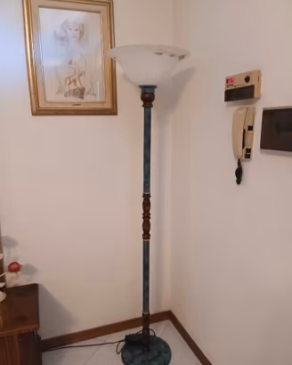 Lampada piantana alogena