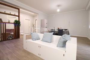 Completamente ristrutturato con 3 camere e due bag