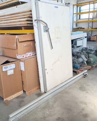 porta per celle con rotaia di scorrimento usata