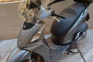 Kymco people 300 i