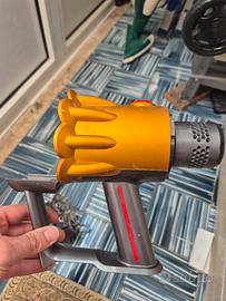 dyson v12