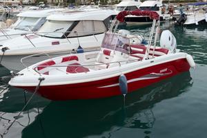 Ranieri Voyager 22 motore suzuki 150 cv 2024
