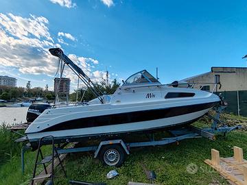 Barca motore Manò Marine + carrello stradale