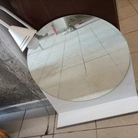 Specchio con luce e mensola 