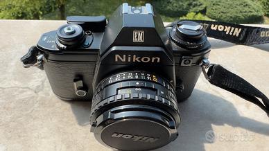 Nikon EM