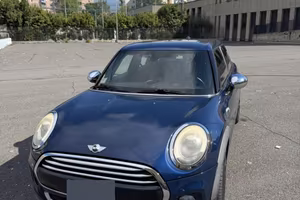 MINI Cooper D 5 Porte