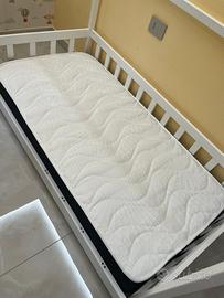 Letto montessoriano e materasso