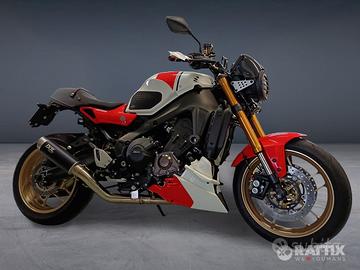 YAMAHA XSR 900