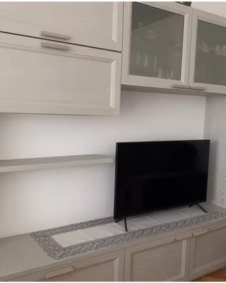 Sala in legno, come nuova di mobil gam, decapè