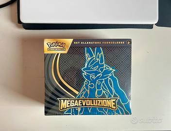 Set allenatore fuoriclasse megaevoluzione Lucario