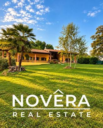 Villa di 450 m² con più di 5 locali e box auto dop