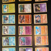 Pokemon lotto misto carte differenti non comuni