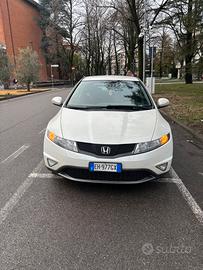 Honda Civic 1.4 i-VTEC (2011) Titolo
