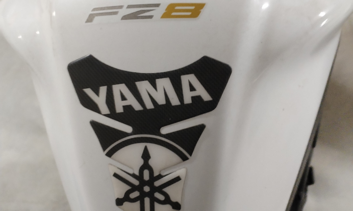 Yamaha fz8