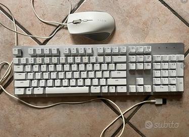Tastiera e mouse Razer