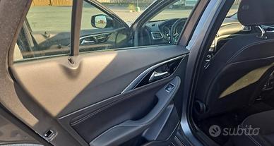 infiniti q30 15d dct premium 