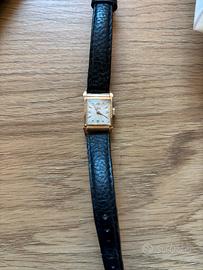 orologio cassa d’oro completamente funzionante con