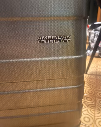 Valigia american tourister