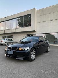 Bmw 318i e90