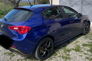 Alfa Romeo Giulietta carbon look 1.6 120cv