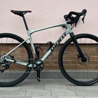 Giant Revolt Advanced 1 – GRX – Carbon– gravel