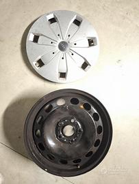 4 cerchi in ferro 16” + relativi copricerchi audi