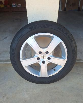 gomme macchina 215/60 R17