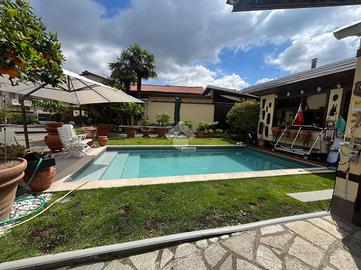 CASA INDIPENDENTE A SAMONE