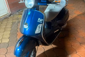 Vespa Gts250ie