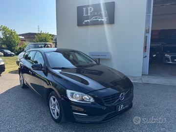 Volvo V60 D2 Momentum