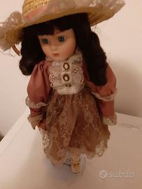 BAMBOLE  CAPODIMONTE  ANNI 90  NUOVE