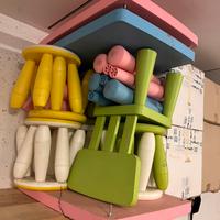 Tavoli e sgabelli IKEA per bambini