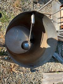 Cisterna d’inox con gallegiante