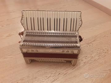Fisarmonica d'epoca Clemente Serra