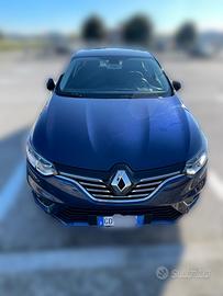 Renault megane IV blue dCi 115CV EDC business