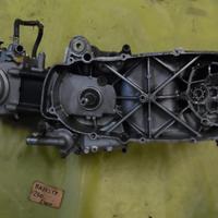 Blocco motore usato per yamaha majesty 250 2° s 99