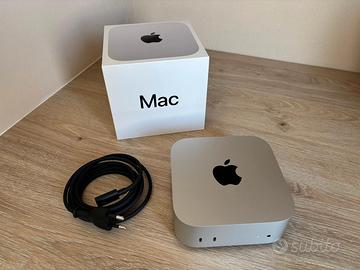 Apple Mac mini M4 + Magic Mouse + Magic Keyboard