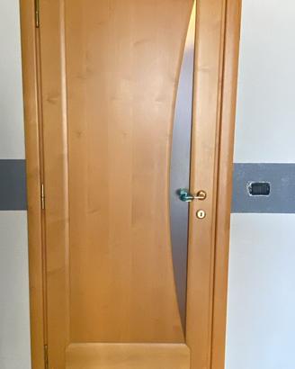 Porta e finestra in legno