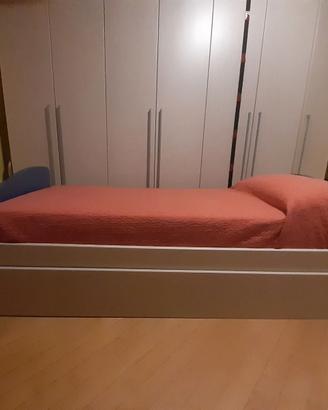 Letto singolo con secondo estraibile per cameretta
